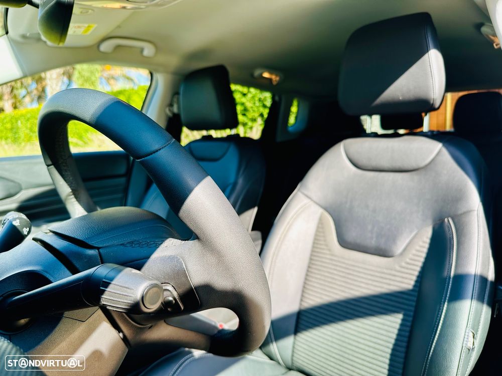 Jeep Compass 1.3 T Night Eagle - 26