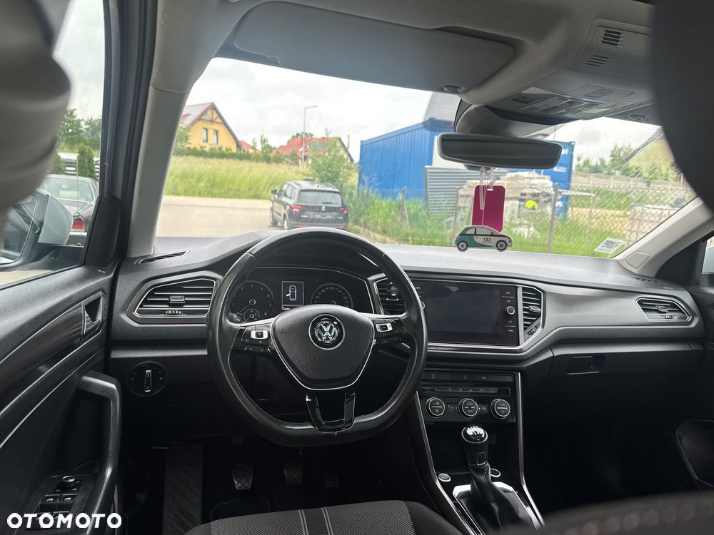 Volkswagen T-Roc 1.5 TSI OPF ACTIVE - 10