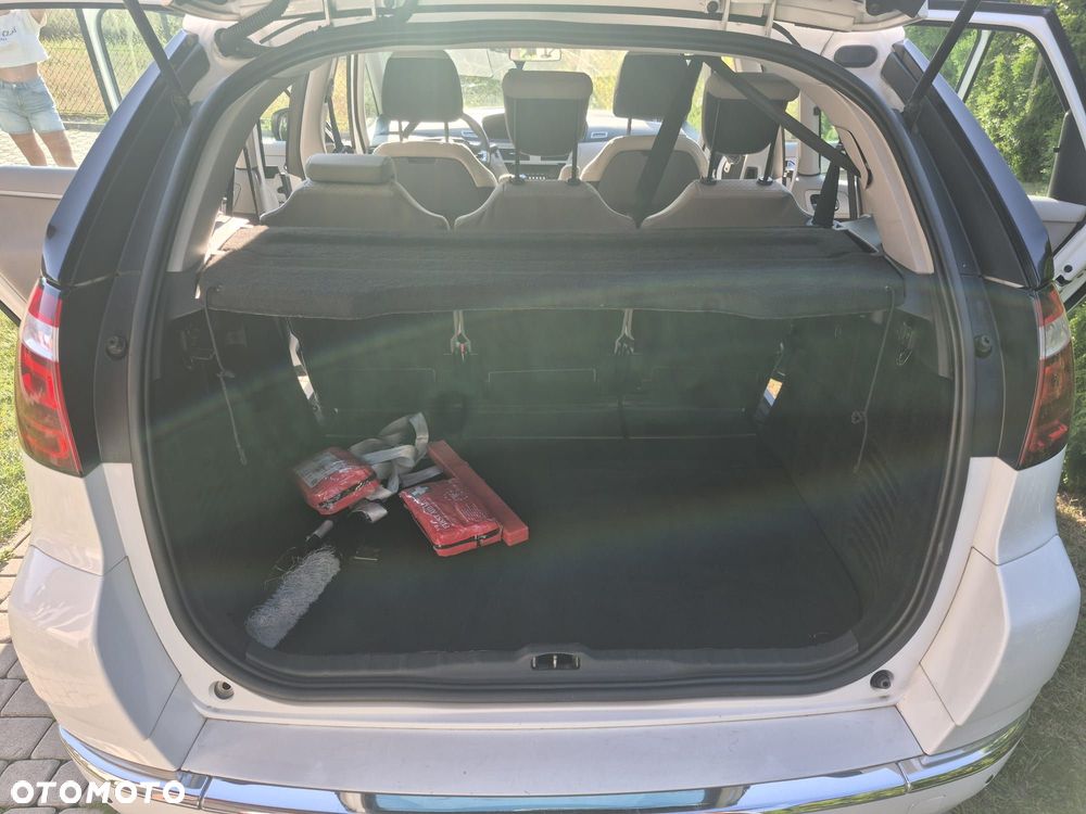 Citroën C4 Picasso 1.6 HDi X - 5