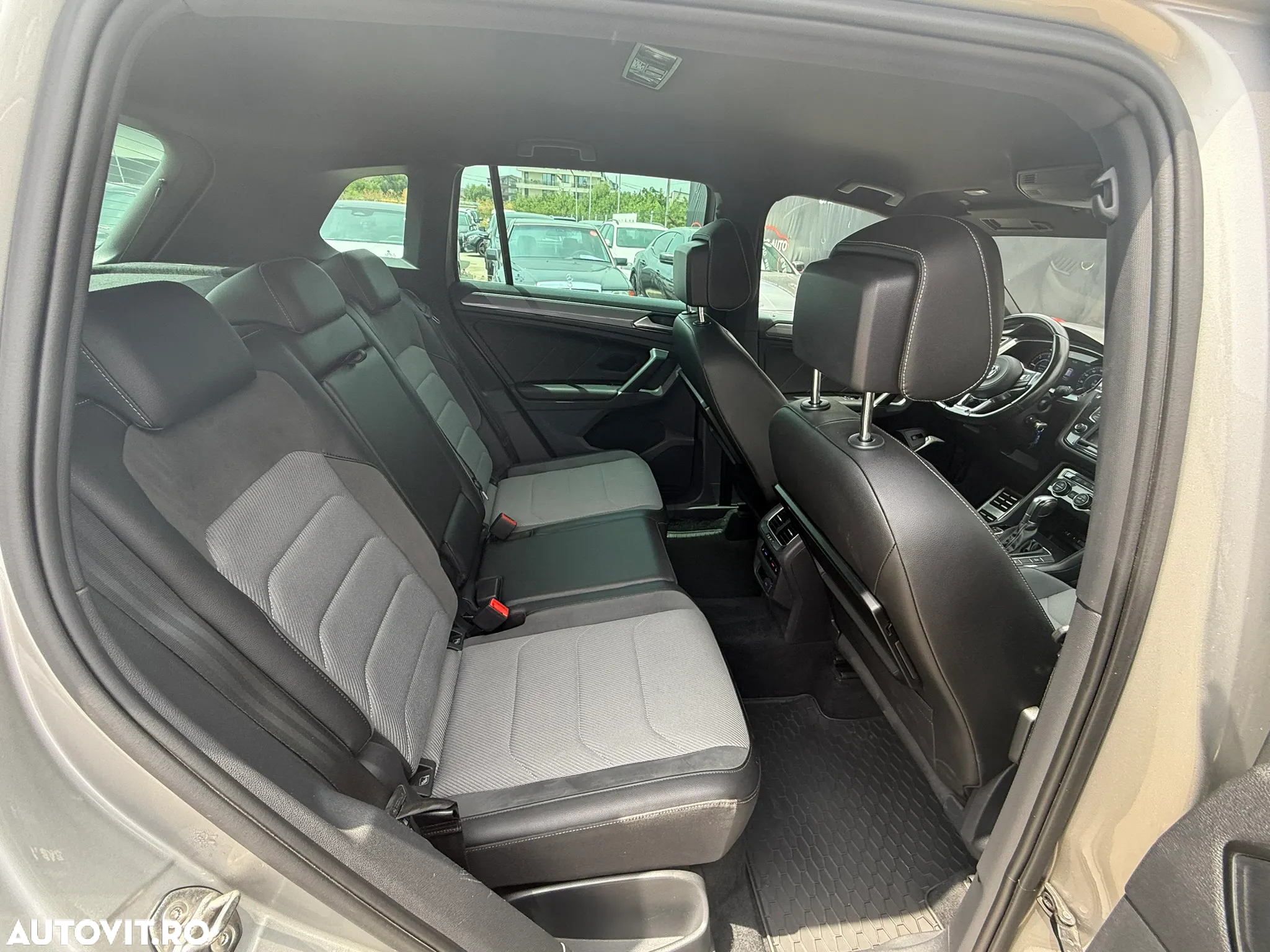 Volkswagen Tiguan 2.0 TDI SCR DSG 4Motion R-Line - 18