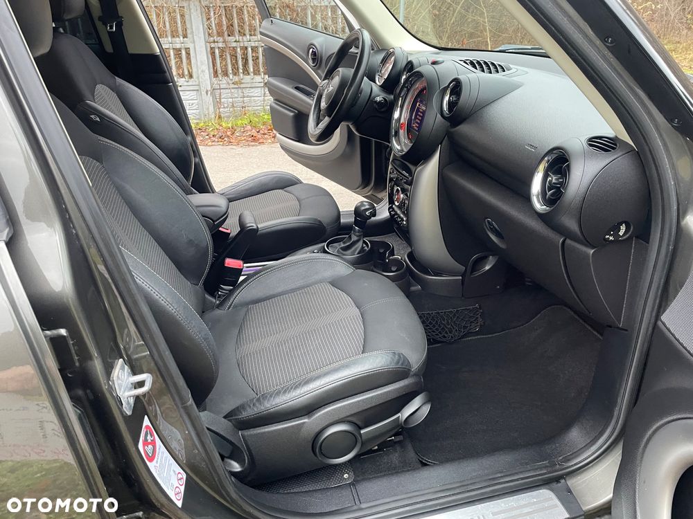 MINI Countryman Cooper D - 18