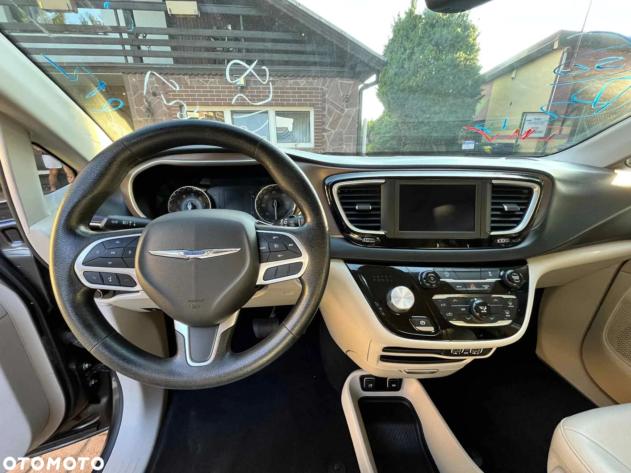 Chrysler Voyager - 14