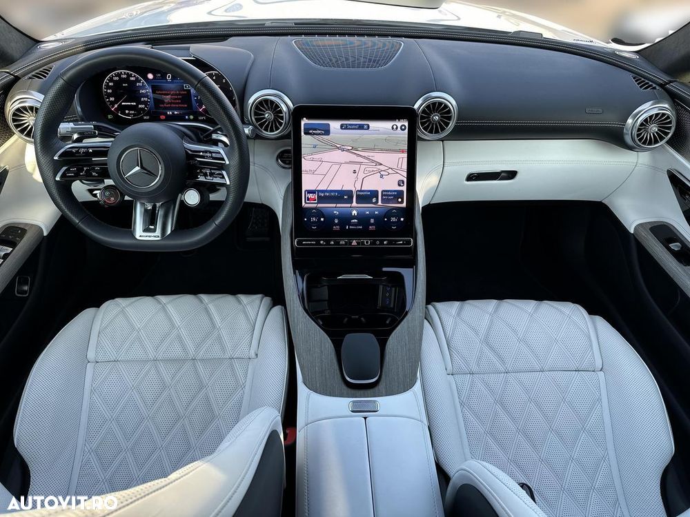 Mercedes-Benz SL 43 AMG - 11