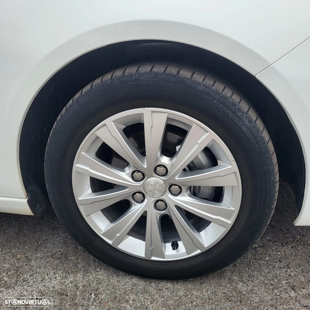 Peugeot 308 PureTech 130 GPF Stop & Start Style - 10
