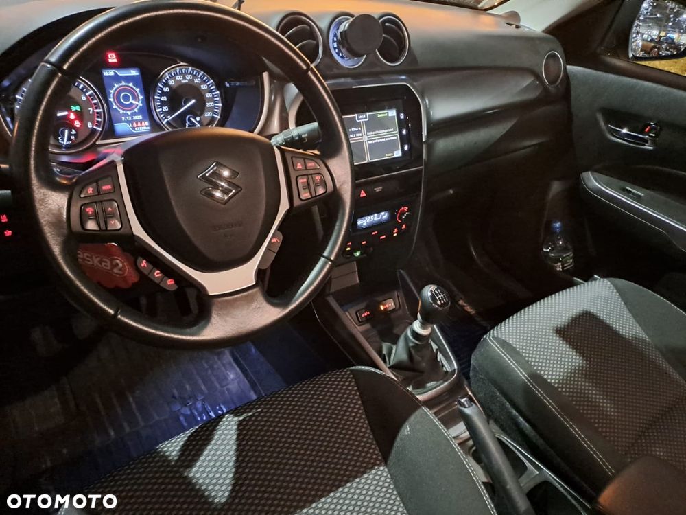 Suzuki Vitara - 14