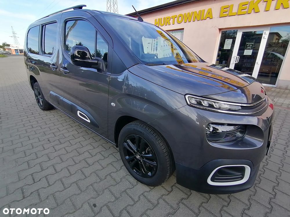 Citroën Berlingo XL 7-Sitzer PureTech 130 EAT8 FEEL - 4