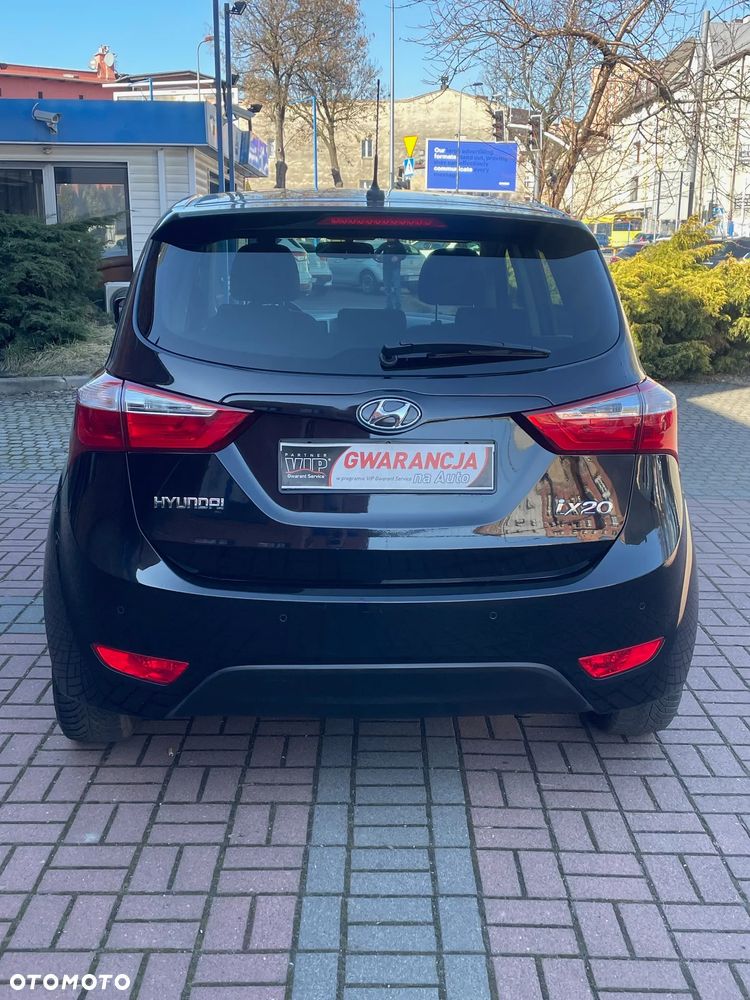 Hyundai ix20 1.4 blue - 7