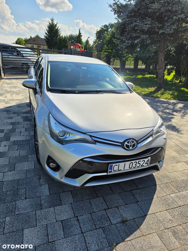 Toyota Avensis 2.0 D-4D Premium - 1
