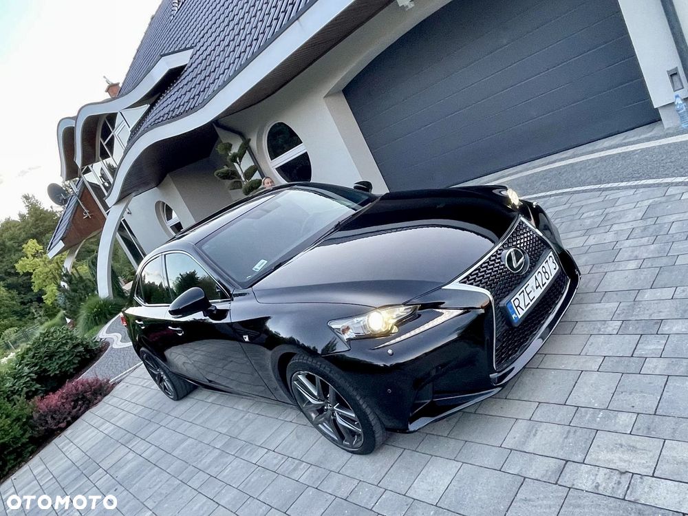 Lexus IS 250 F Sport - 2
