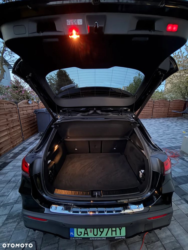 Mercedes-Benz EQA 300 66.5kWh 4-Matic AMG Line - 13