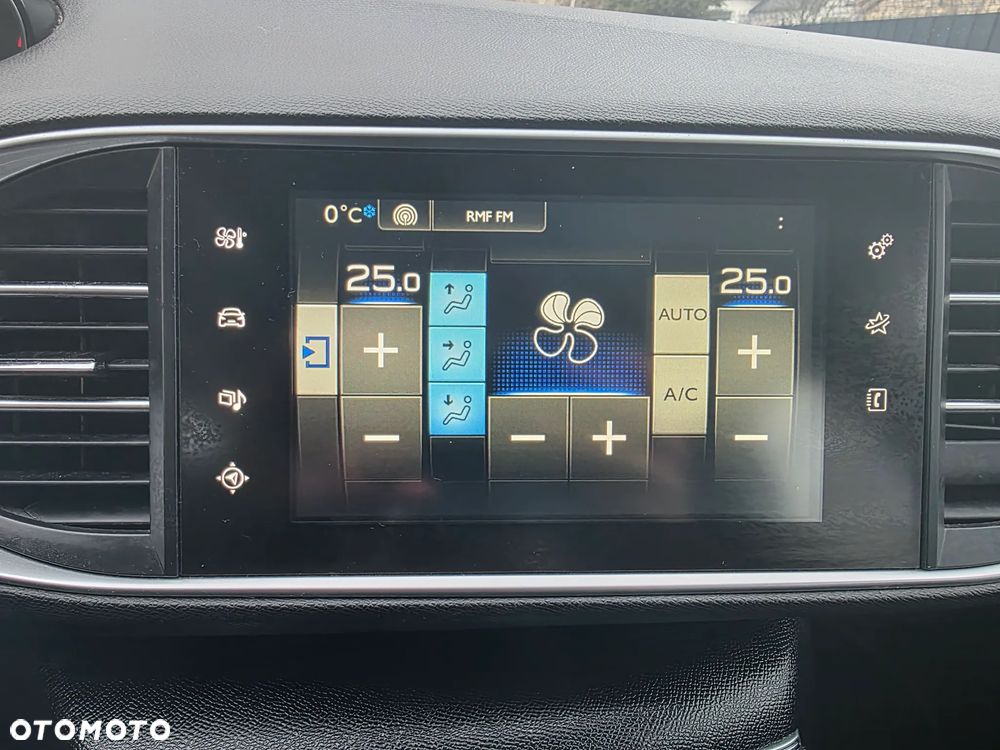 Peugeot 308 - 6