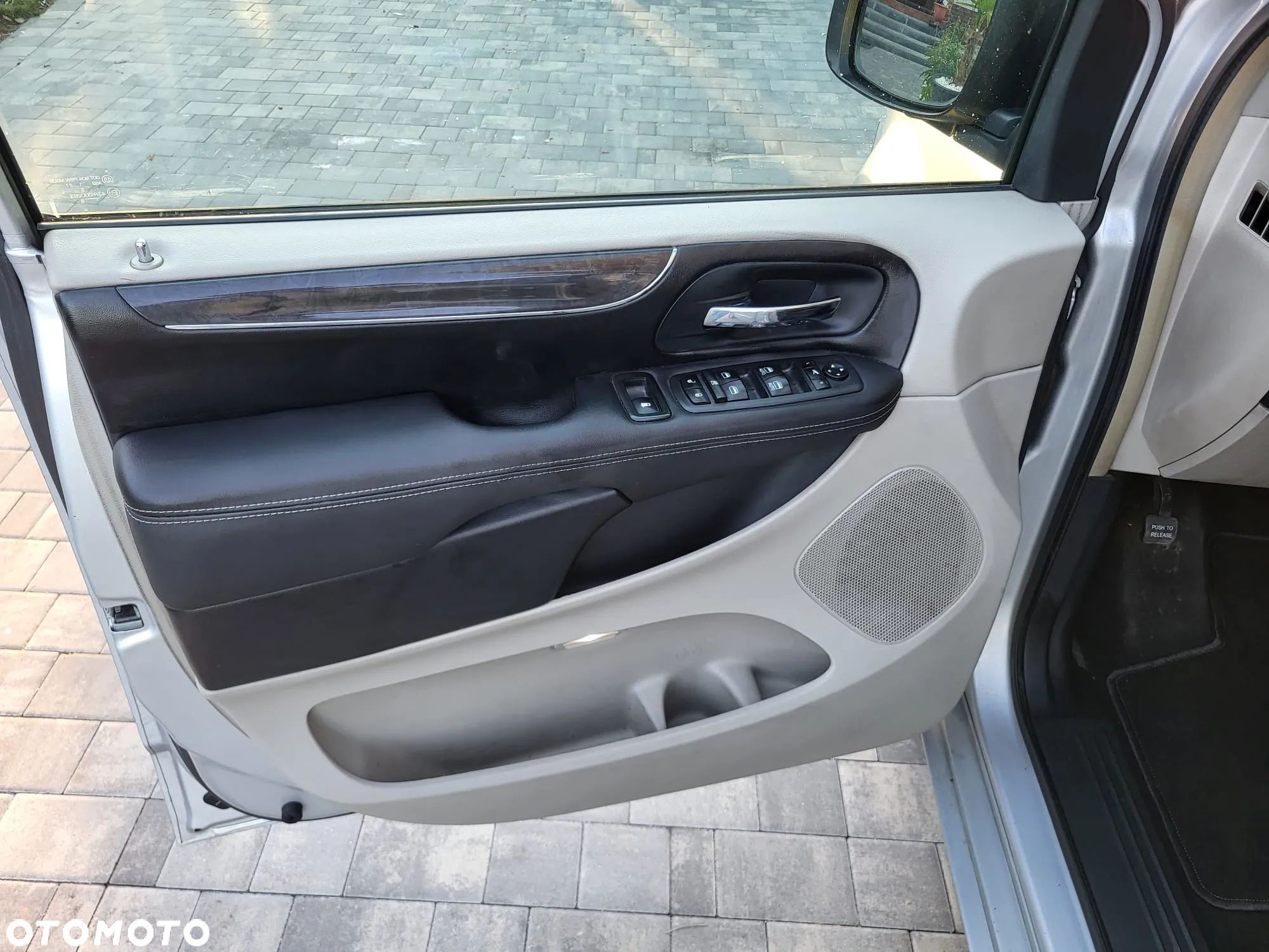 Lancia Voyager 2.8CRD Platinum - 5