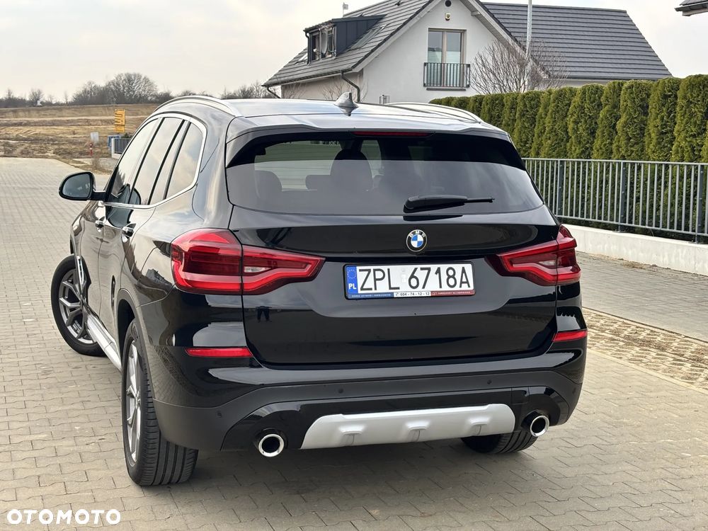 BMW X3 xDrive20d Luxury Line sport - 7