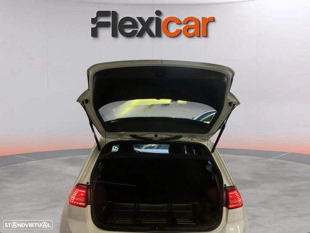 VW Golf 2.0 TSI GTI DSG Performance - 19