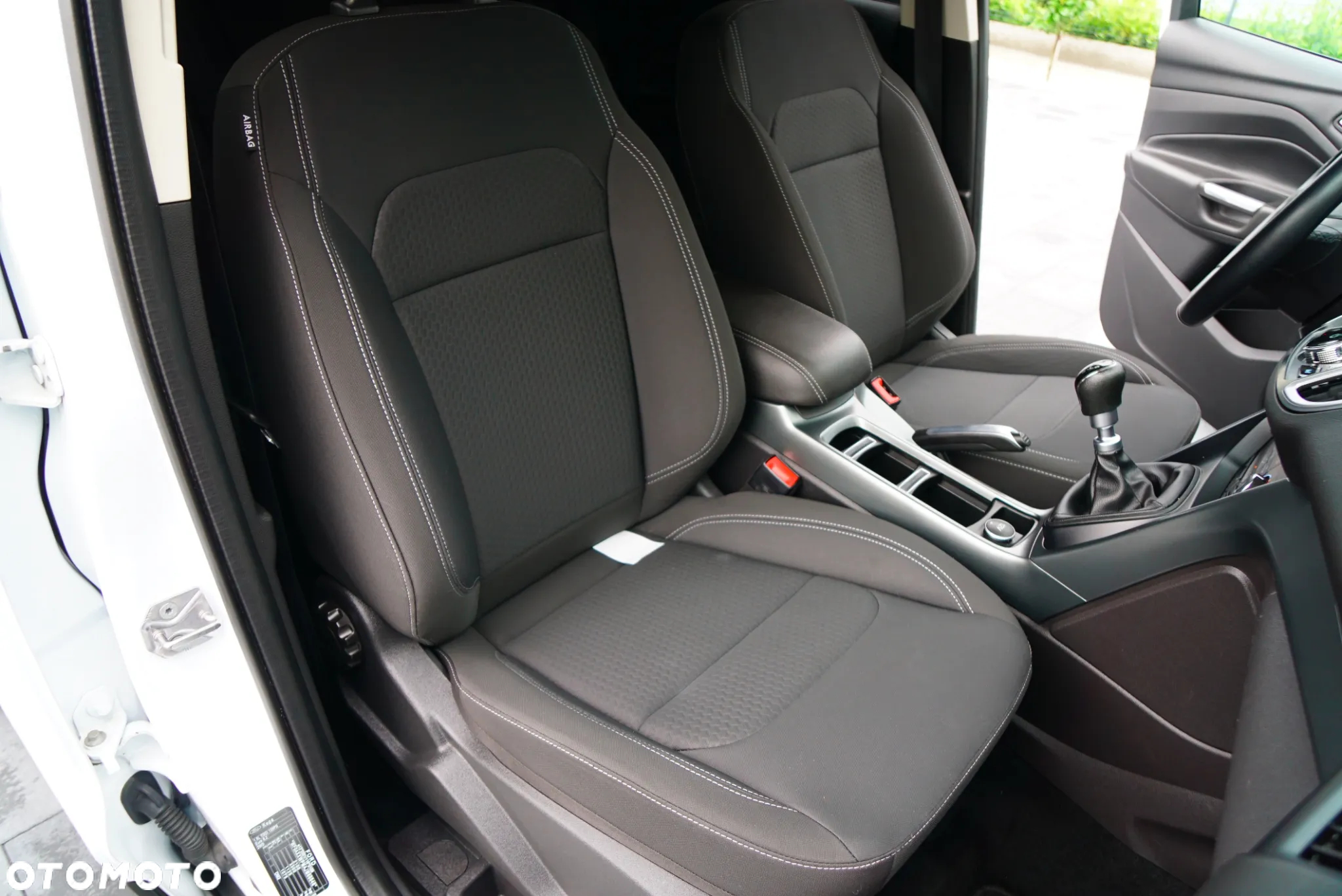Ford Kuga 1.5 EcoBlue FWD Titanium - 25