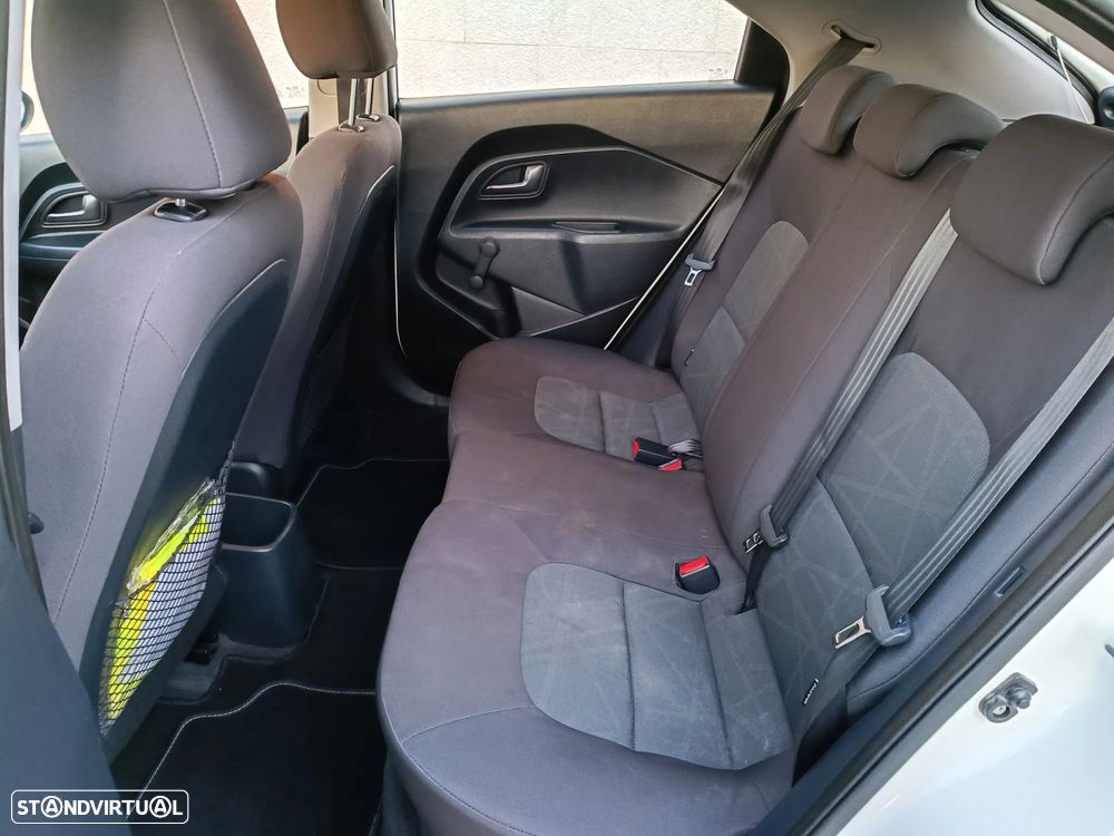 Kia Rio 1.1 CRDi LX ISG - 14