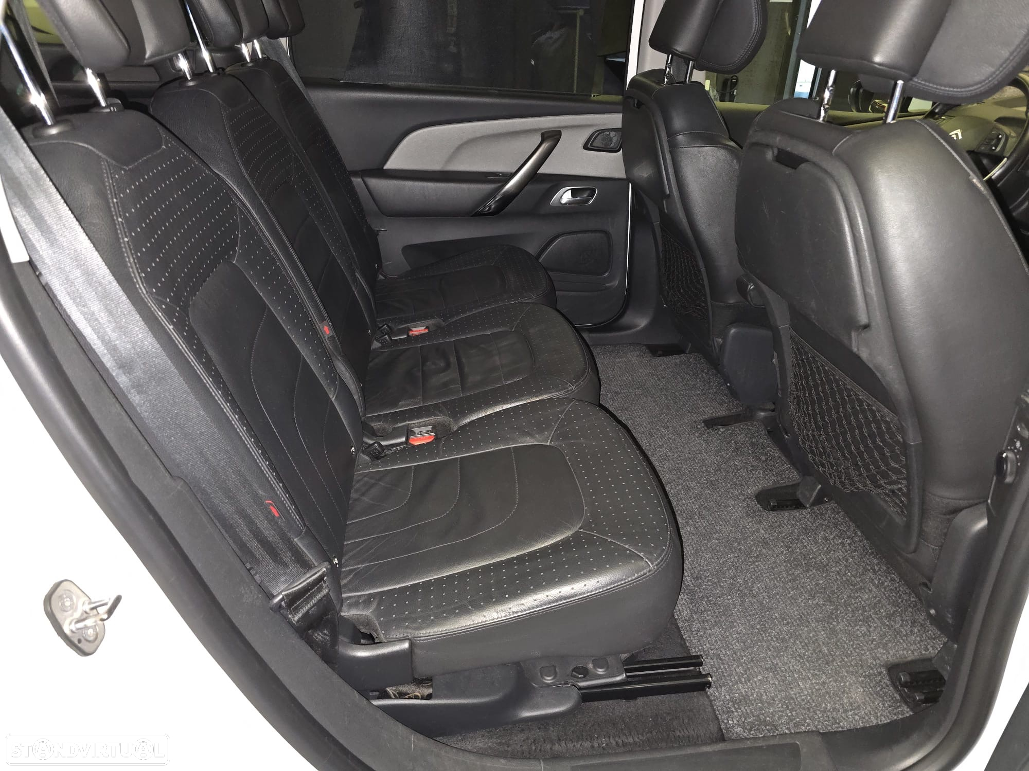 Citroën C4 Grand Picasso BlueHDi 120 EAT6 SHINE - 20