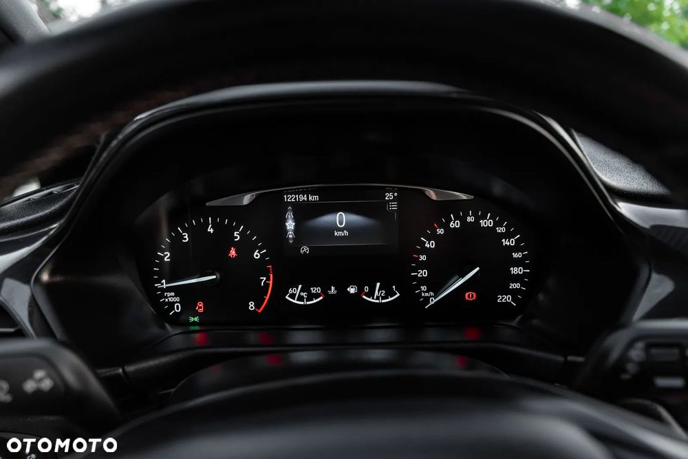 Ford Fiesta 1.0 EcoBoost S&S ST-LINE - 37