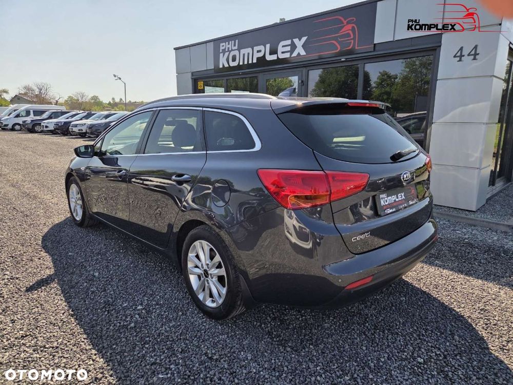 Kia Ceed - 7