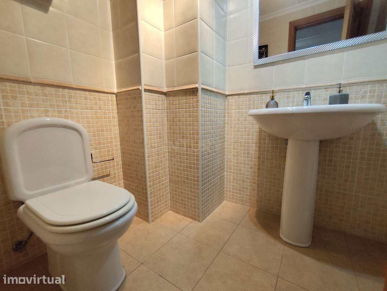 Apartamento T3 no Último Piso | 3 Varandas, Suite e Garagem - Grande imagem: 5/18