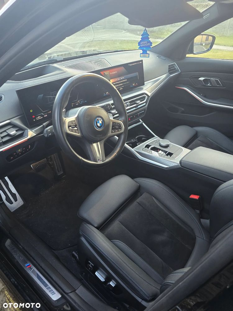 BMW Seria 3 320e M Sport - 5