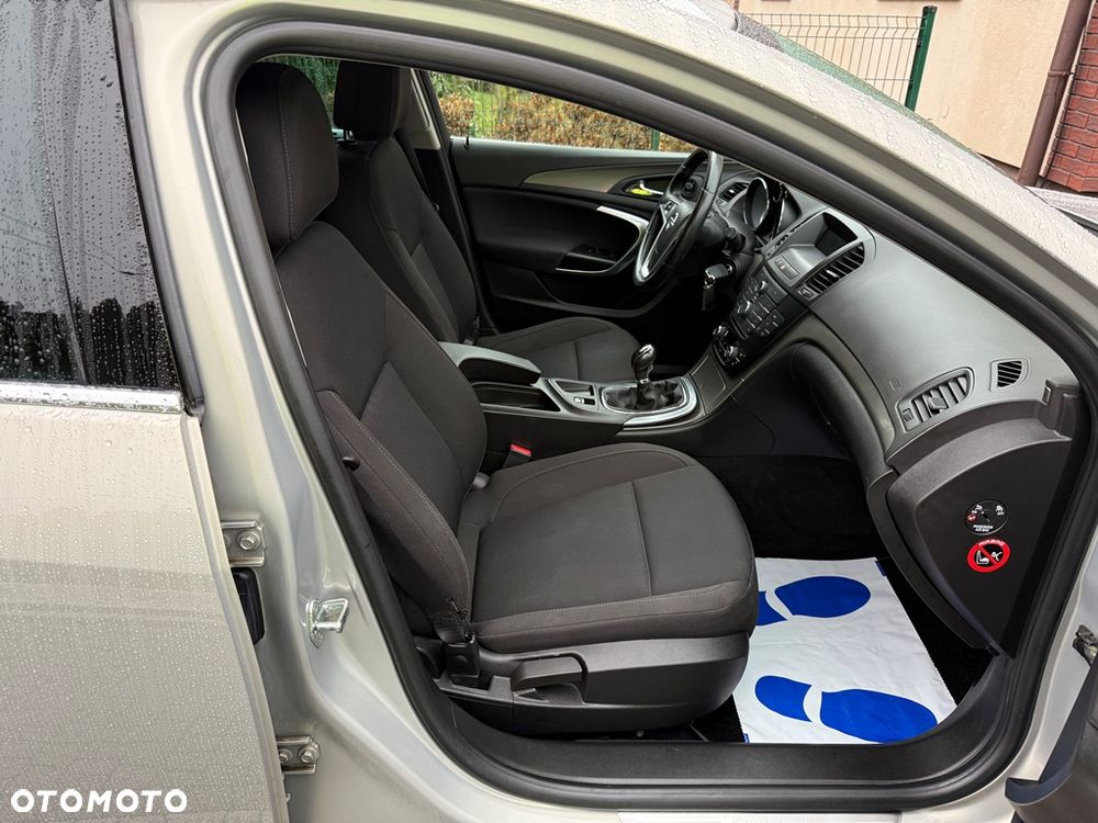 Opel Insignia 1.6 Design Edition - 26