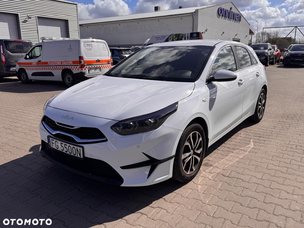 Kia Ceed 1.5 T-GDI M - 1