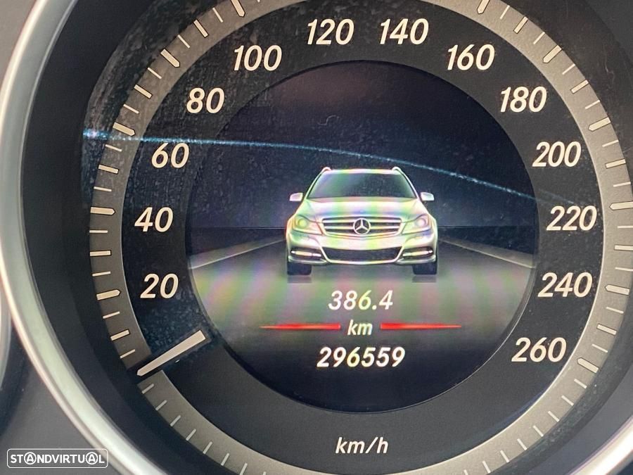 Mercedes-Benz C 180 CDi Avantgarde BlueEfficiency - 21