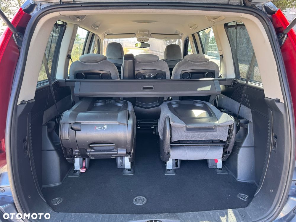 Citroën C8 2.0 16V Confort - 27