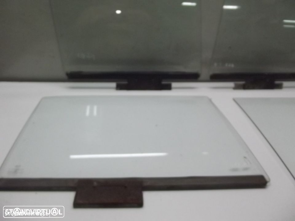 datsun 1200 vidros das portas - 4