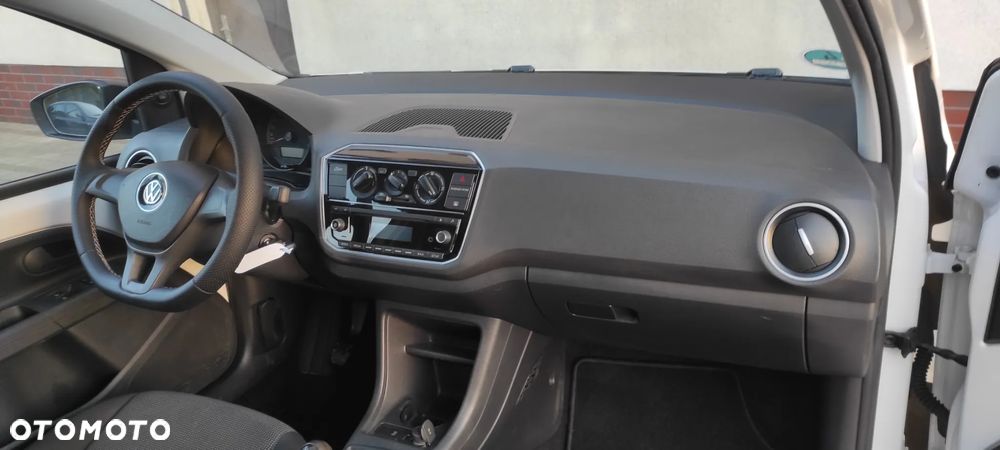 Volkswagen up! beats - 8