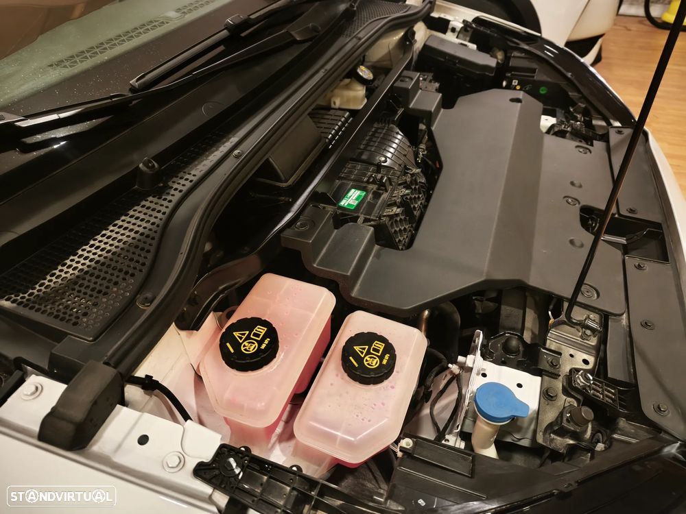 MG MG4 51 kWh Standard - 42