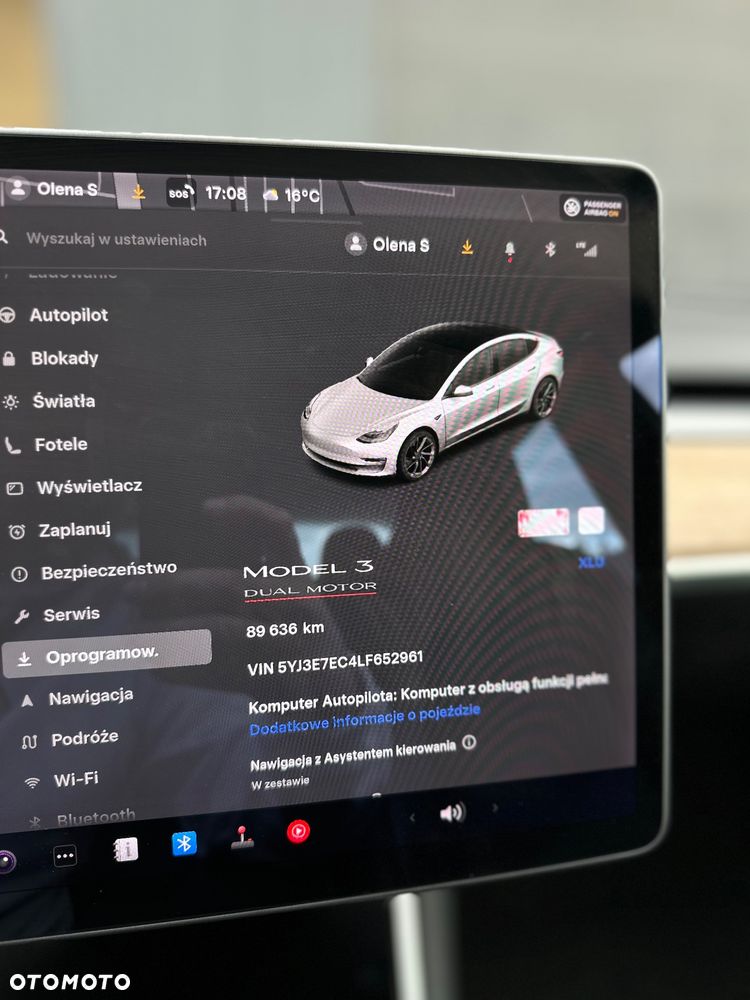 Tesla Model 3 - 25