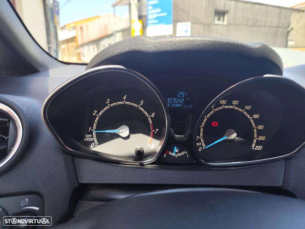 Ford Fiesta 1.0 EcoBoost ST-Line - 6