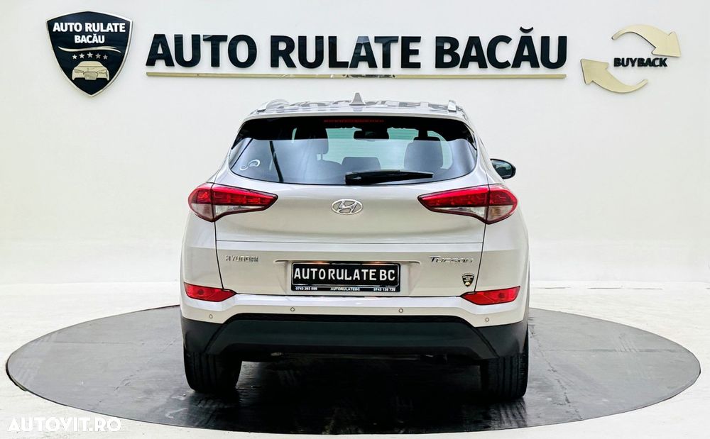 Hyundai Tucson - 11