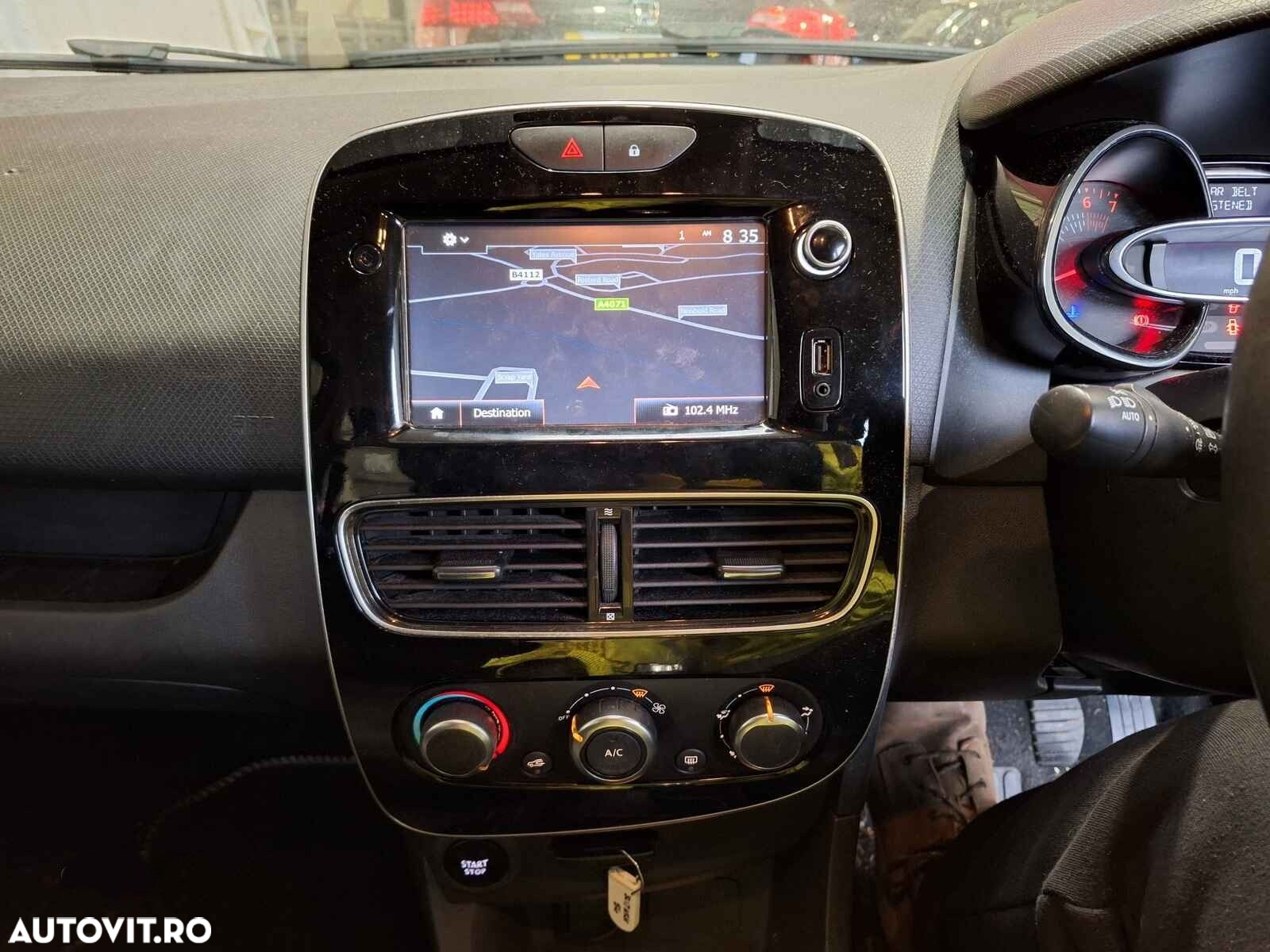 Carenaj aparatori noroi fata Renault Clio 2017 Hatchback Rosu - 6