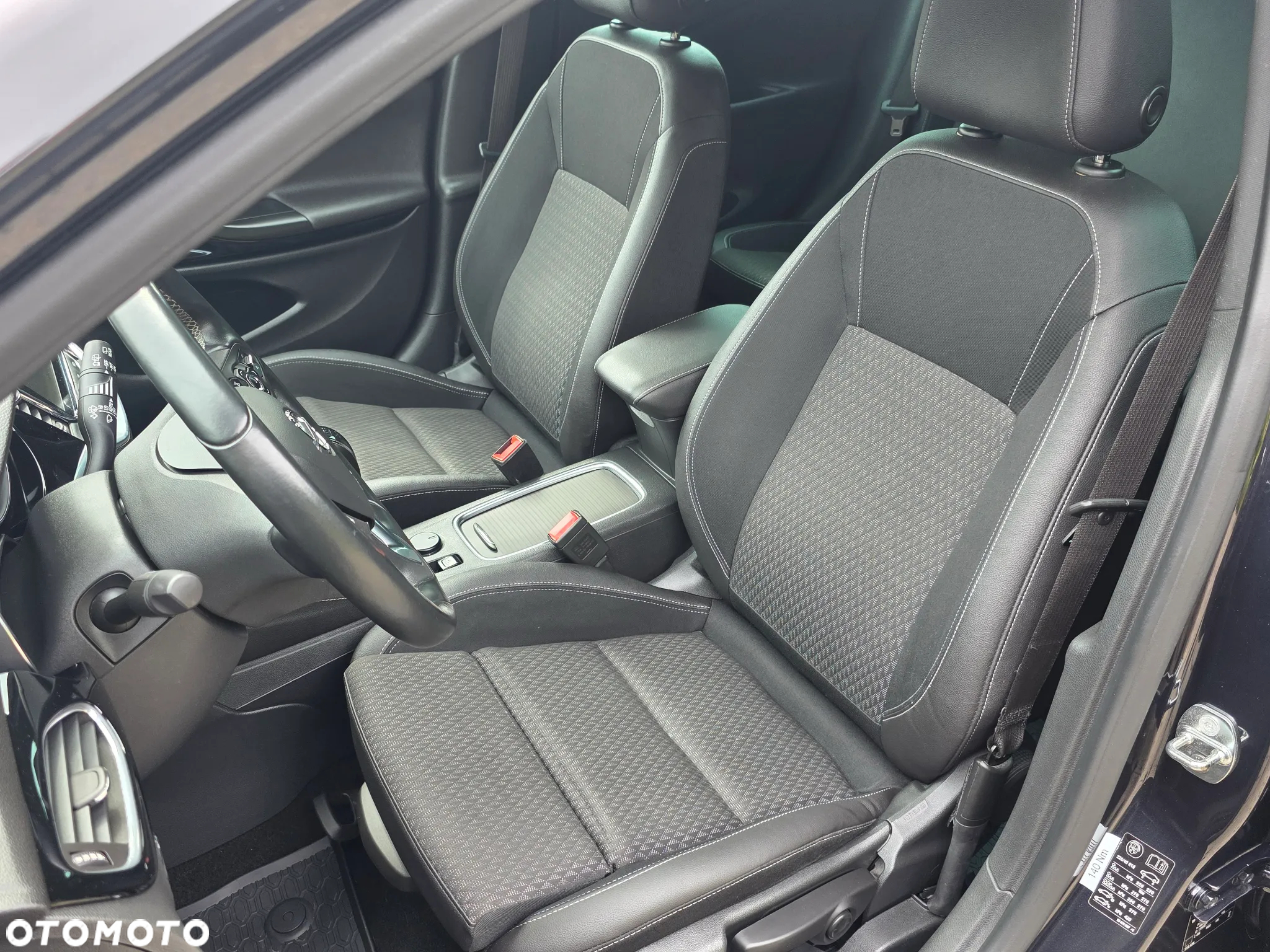 Opel Astra 1.4 Turbo Sports Tourer Innovation - 14