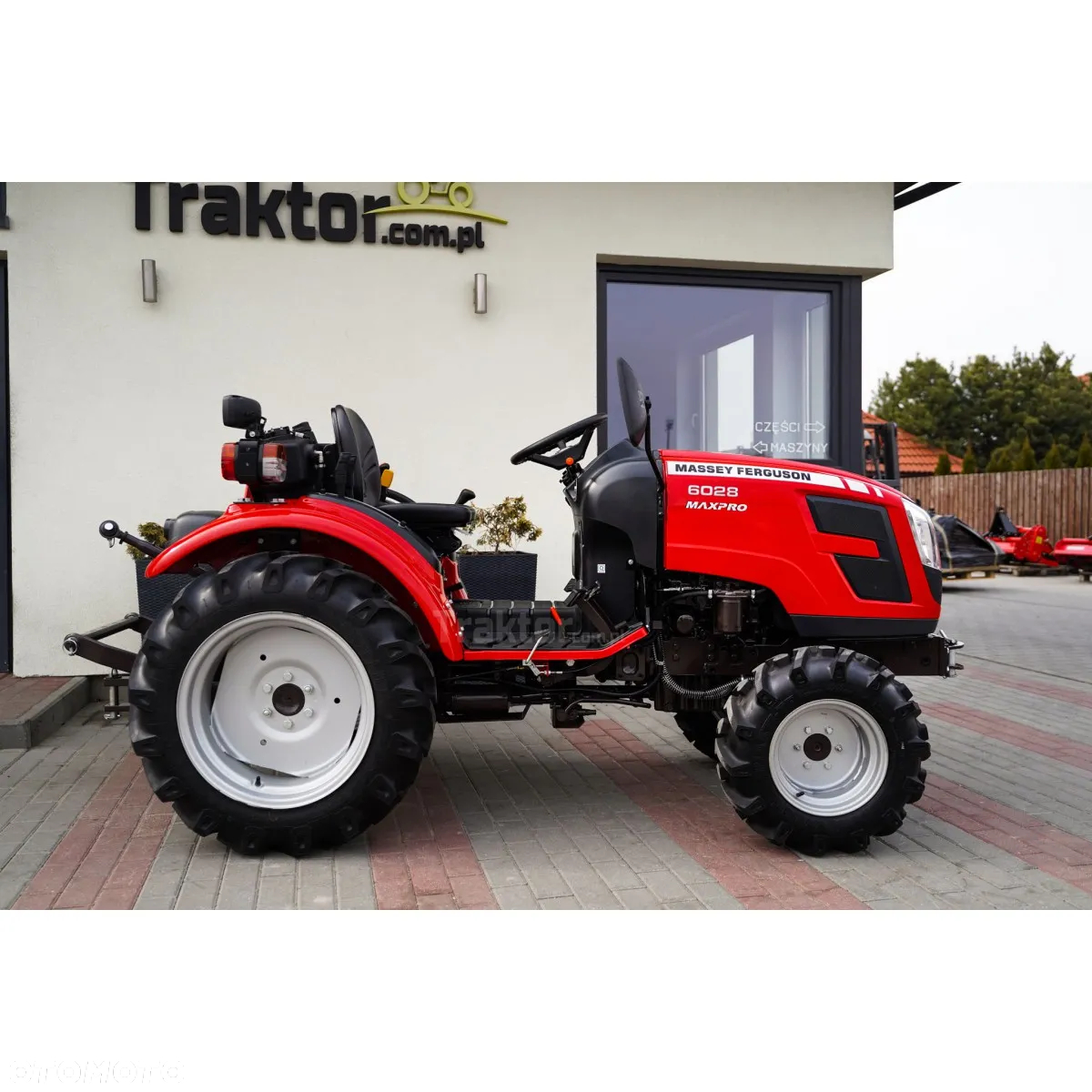 Massey Ferguson MF6028 - 7
