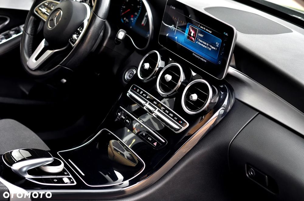 Mercedes-Benz Klasa C 220 d 4Matic 9G-TRONIC AMG Line - 19