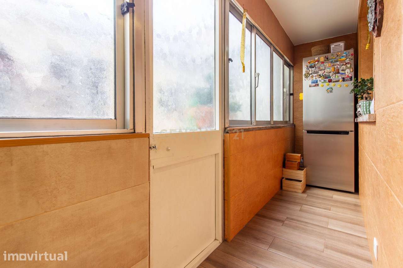 Excelente Apartamento T3 - com Quintal - Remodelado - Paio Pires - Grande imagem: 4/20