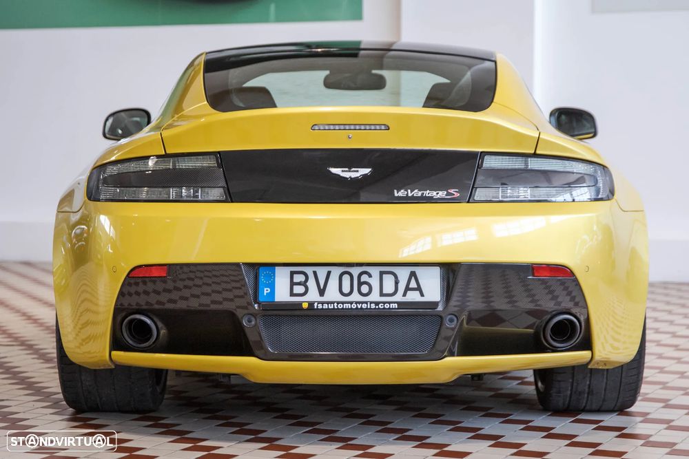 Aston Martin Vantage Coupe V12 S Sportshift 3 - 4