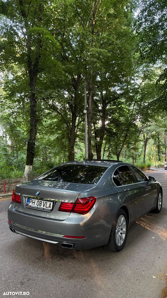 BMW Seria 7 740d xDrive - 11