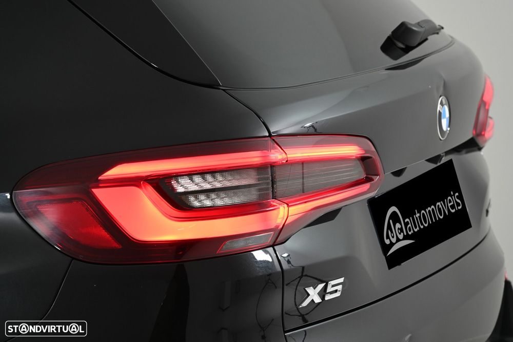 BMW X5 45 e xDrive Pack M - 9