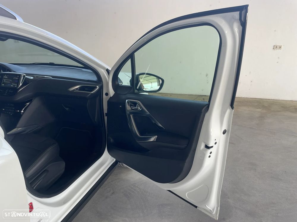 Peugeot 2008 1.6 BlueHDi Allure - 15