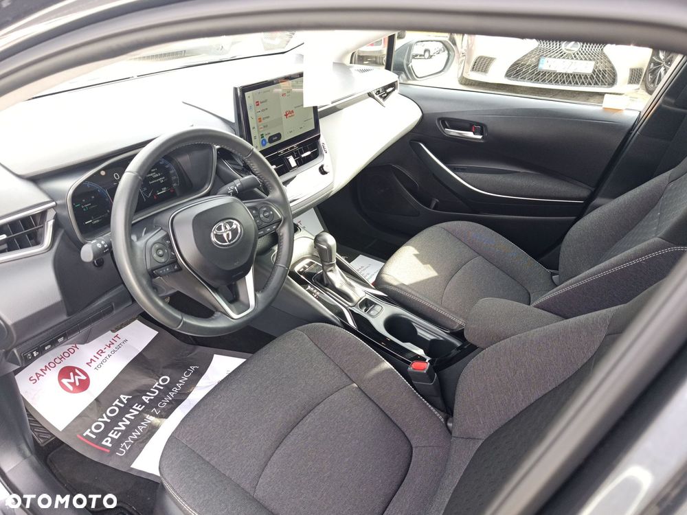 Toyota Corolla - 2