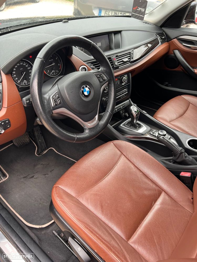 BMW X1 18 d xDrive Auto Line Sport - 7