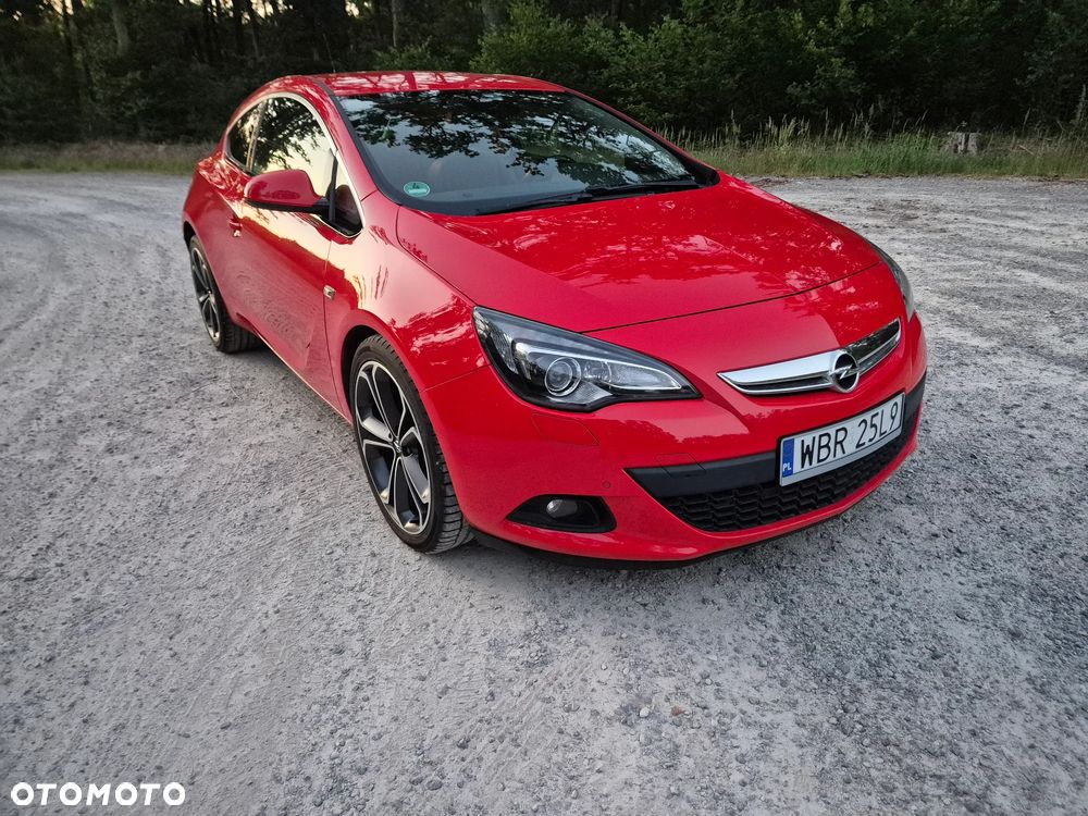 Opel Astra 1.6 T Cosmo - 3