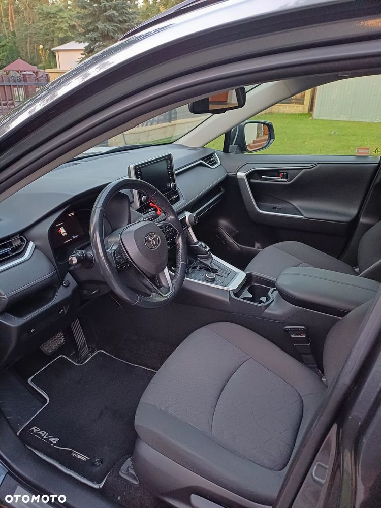 Toyota RAV4 - 7