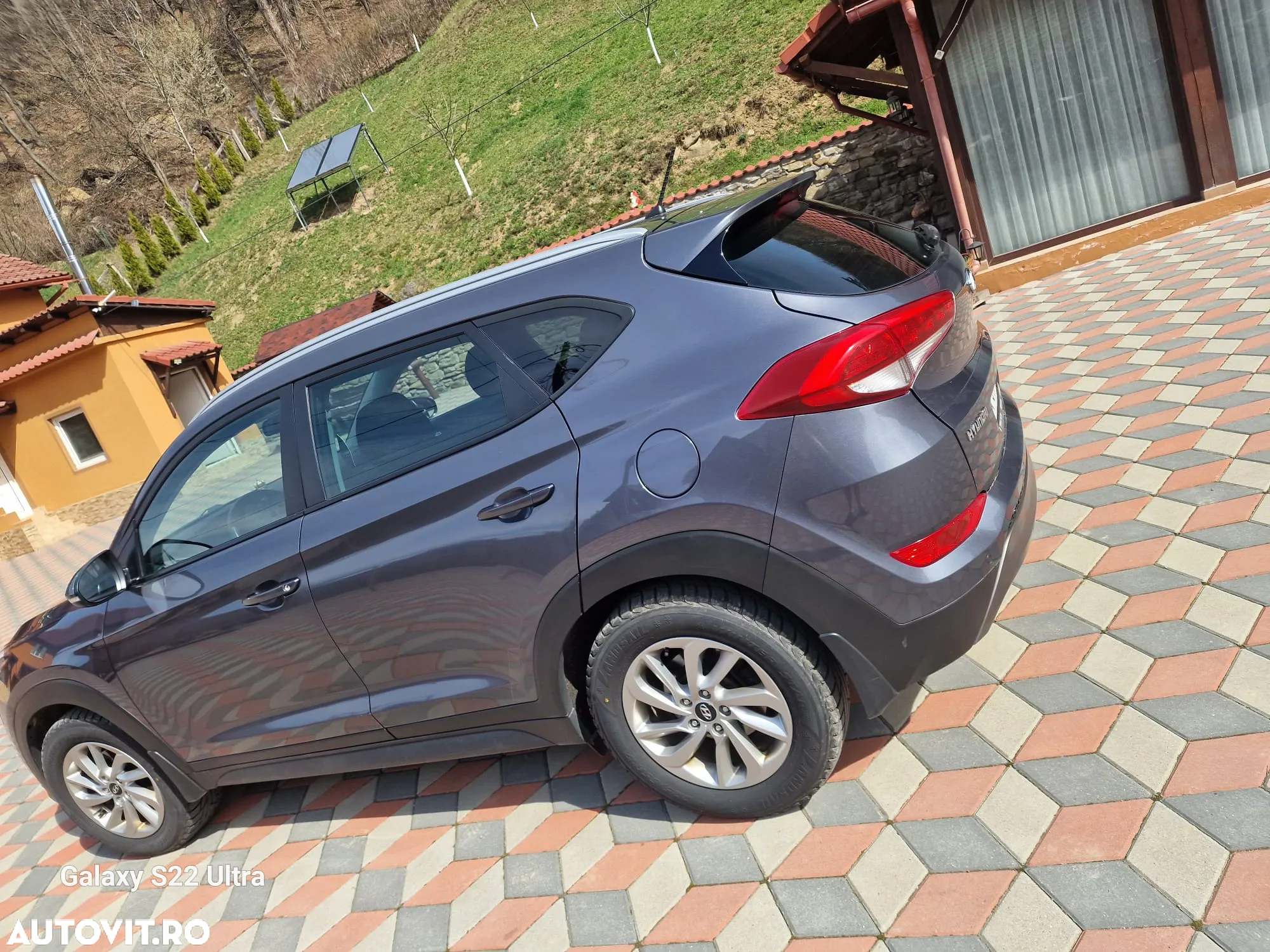 Hyundai Tucson 2.0 CRDI 4WD 6MT Premium - 2