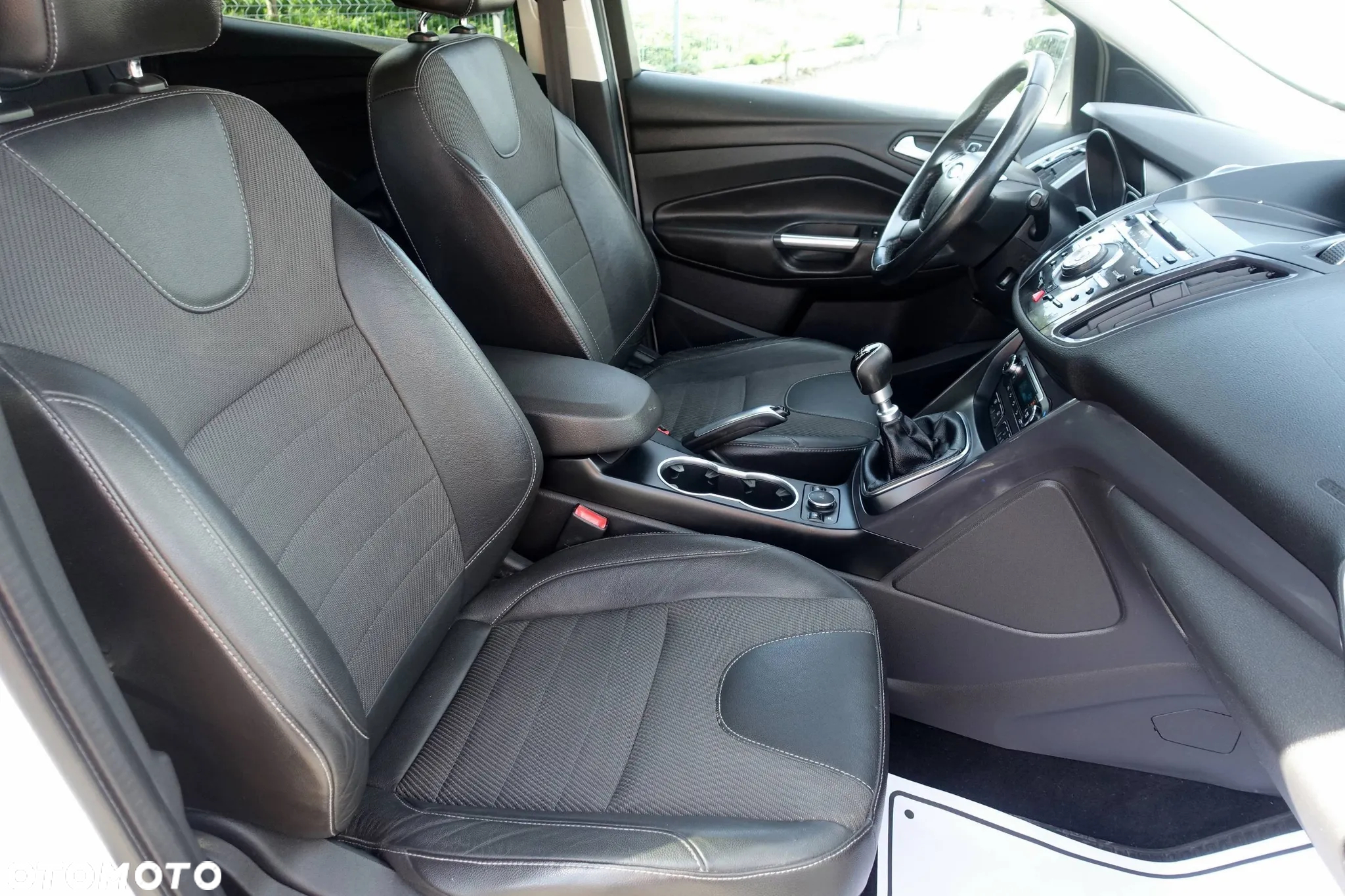 Ford Kuga 2.0 TDCi 4WD Titanium - 12